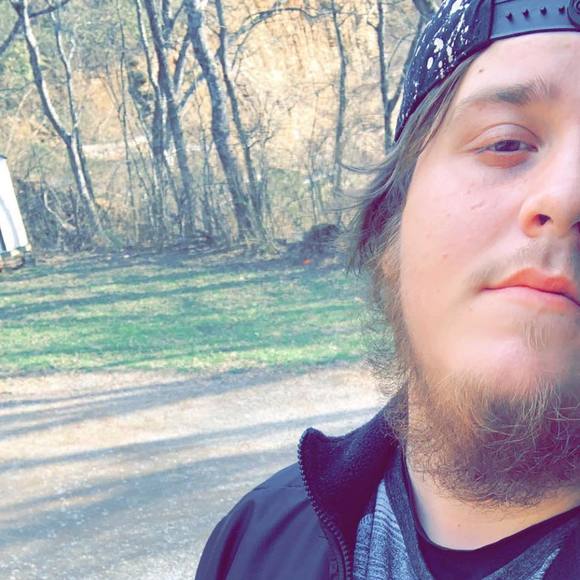 Meet your Posher, Aaron - Picture 1 of 1